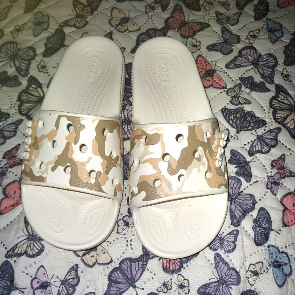 Women crocs